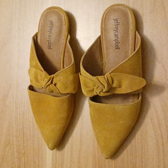 Jeffrey Campbell "Charlin" Mustard Yellow Suede Bow Mule in Size 6M - Picture 5 of 11